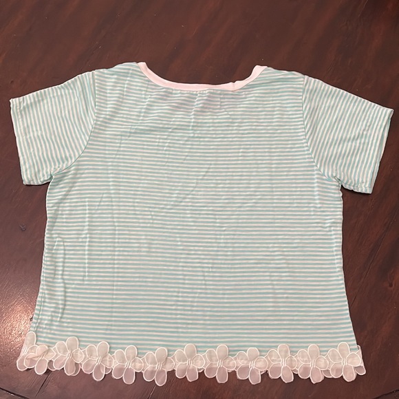 Crop Top - Picture 2 of 4